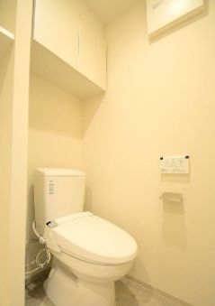 東武伊勢崎線 とうきょうスカイツリー駅 徒歩4分 7階建 築5年のトイレ写真