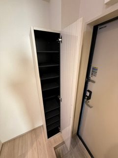収納　シューズボックス