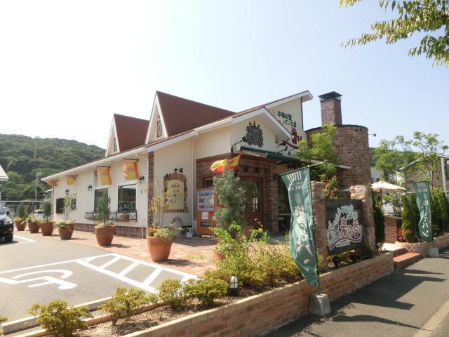 飲食店　パン屋（飲食店）まで680m