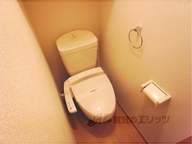 レオパレス若葉のトイレ写真