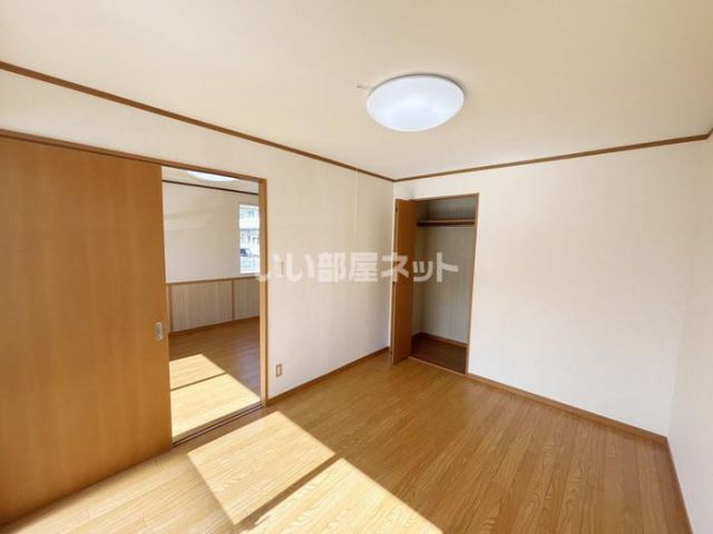 ルミエールANDO Aの内装写真