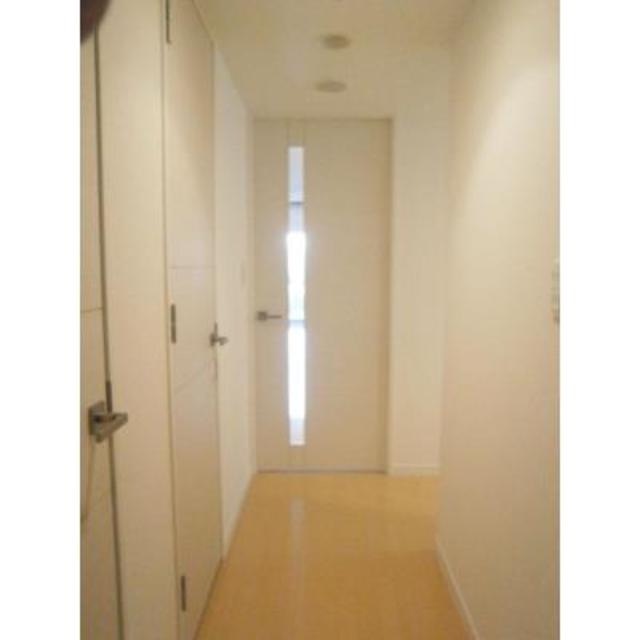 玄関　※写真は同タイプ住戸です。