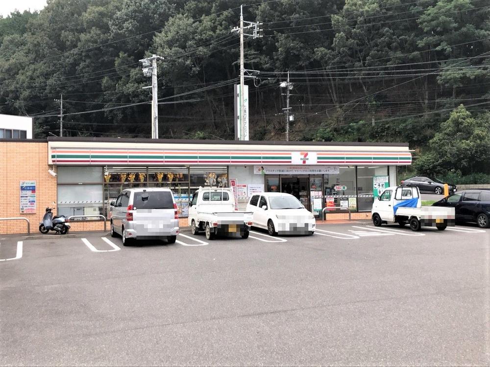 コンビニ　セブンイレブン広島勝木台店（コンビニ）まで285m