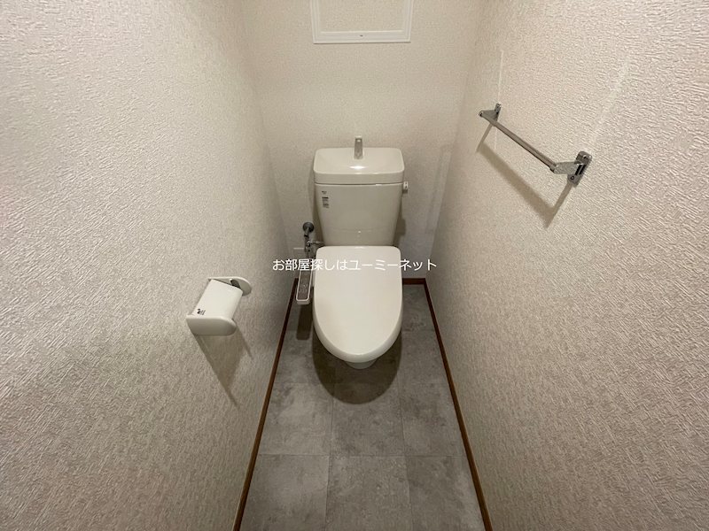 トイレ　※実際のお部屋とは異なる場合がございます。
