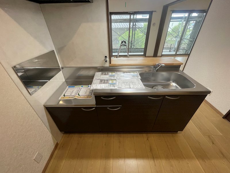キッチン　※実際のお部屋とは異なる場合がございます。