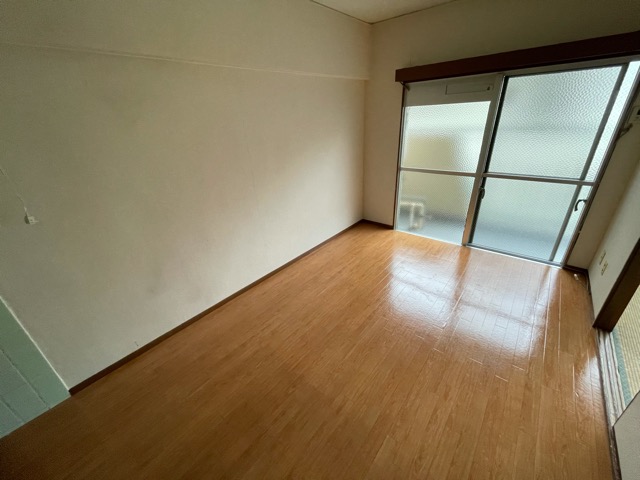 居室・リビング　南向きで陽当たり良好なお部屋です♪