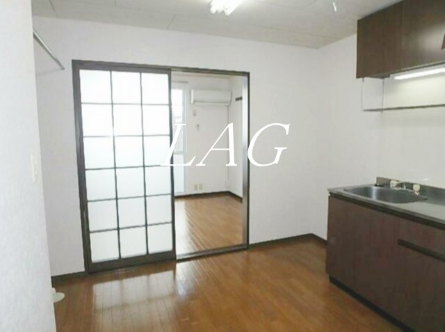 居室・リビング　洋室のお部屋です。