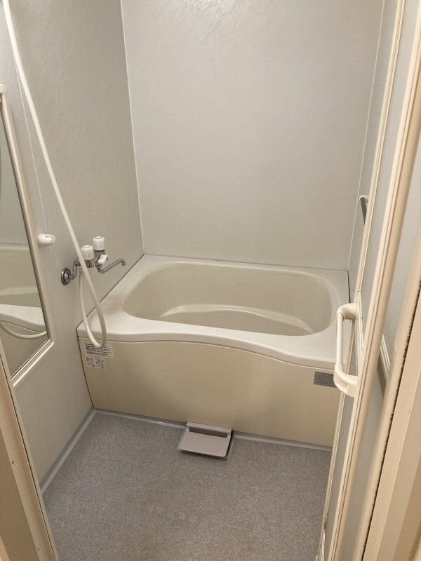 青葉メゾンの風呂写真