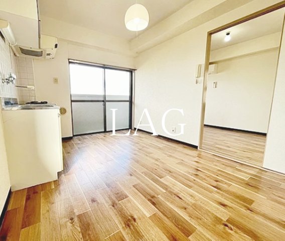 居室・リビング　洋室のお部屋です。