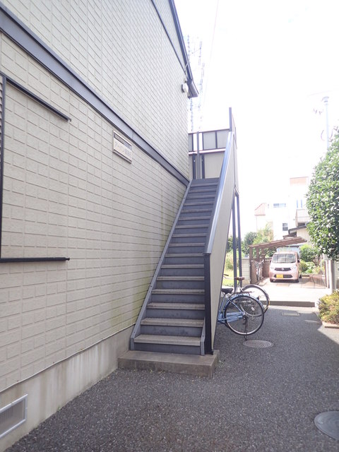 その他　２階へと続く階段♪