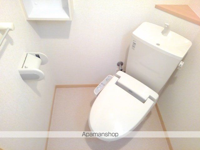 大阪モノレール本線 摂津駅 徒歩8分 3階建 築14年のトイレ写真