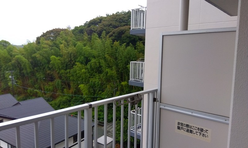 バルコニー