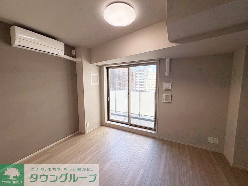 プレミアムフラット東京亀戸の居間写真