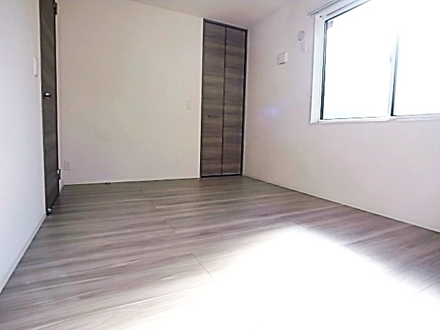 その他部屋・スペース　洋室６．８帖