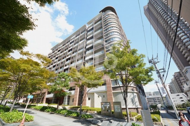 建物外観　ロイヤルパークス桃坂　外観