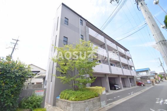 建物外観　シンプルでキレイな外観です。