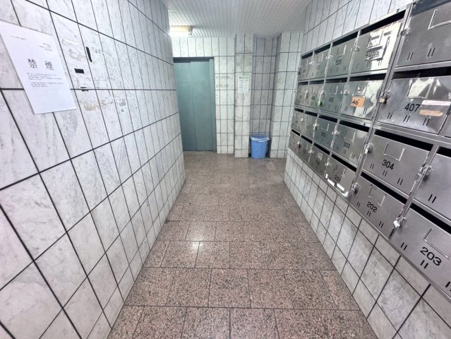 ロビー