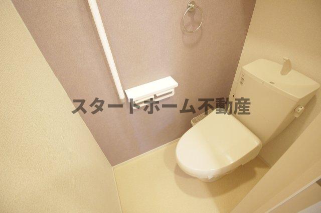 トイレ　コンパクトで使いやすいトイレです