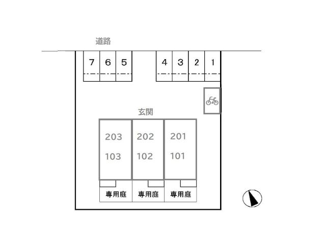 駐車場　駐車場
