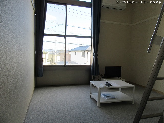 居室・リビング　洋室※同タイプ