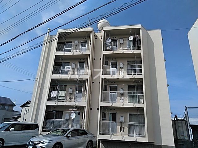 静岡市清水区村松原のマンションの建物外観