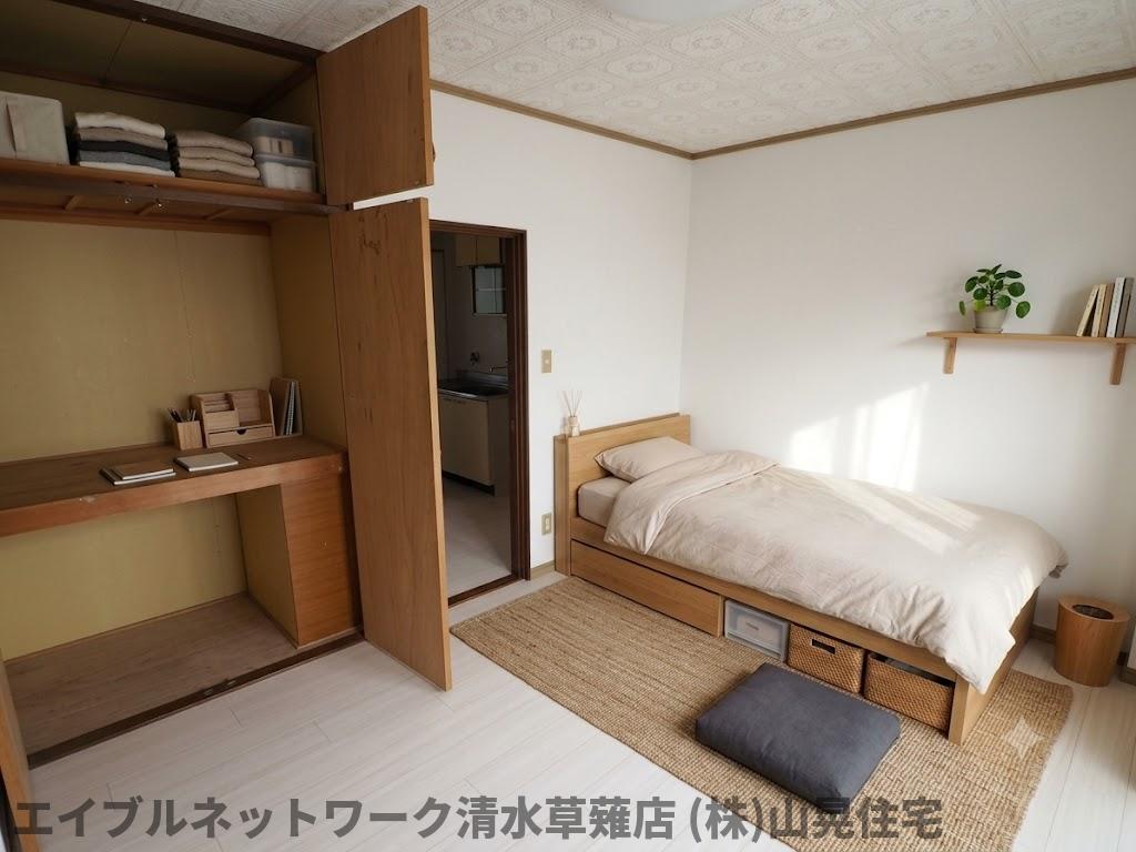 居室・リビング　家具備品はイメージで、実際の物件には含まれません