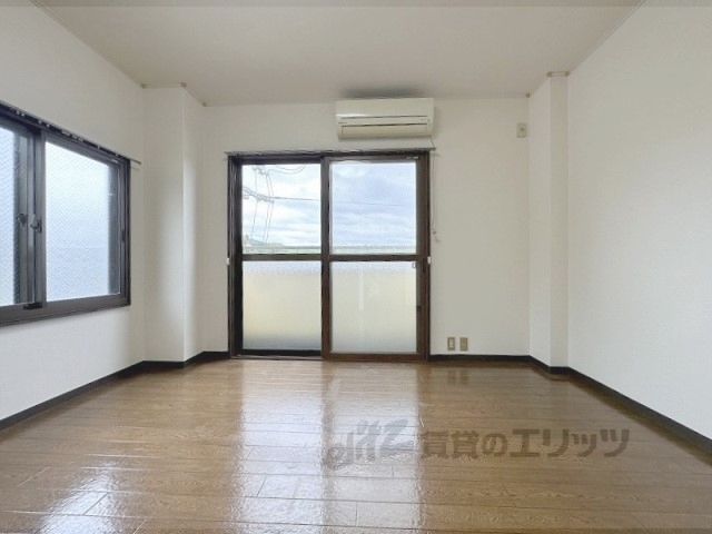 居室・リビング　居室