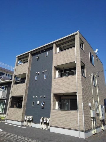 名古屋市名東区宝が丘のアパートの建物外観