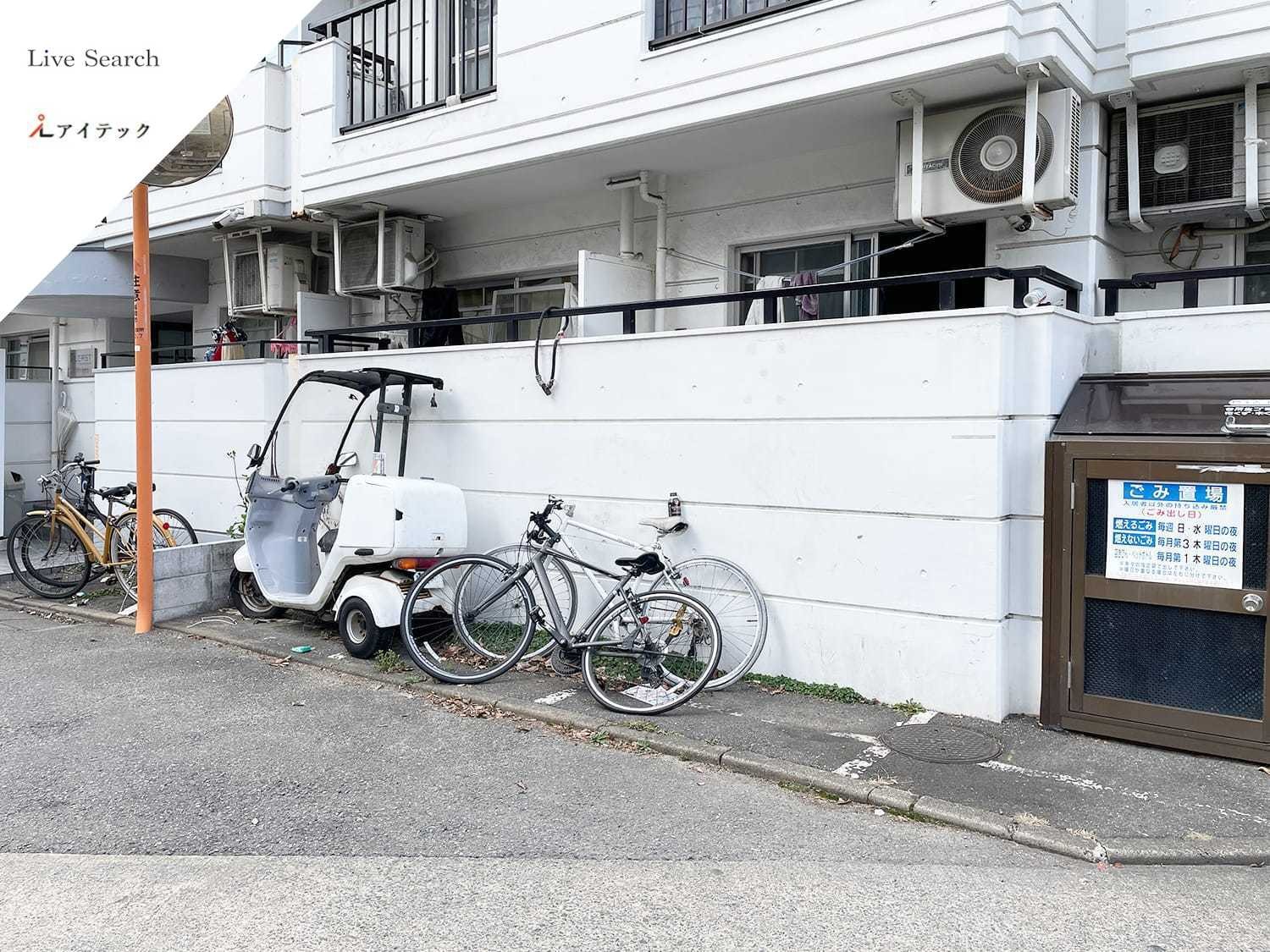 駐車場　駐輪場