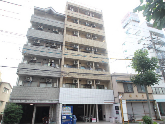広島市南区宇品海岸のマンションの建物外観