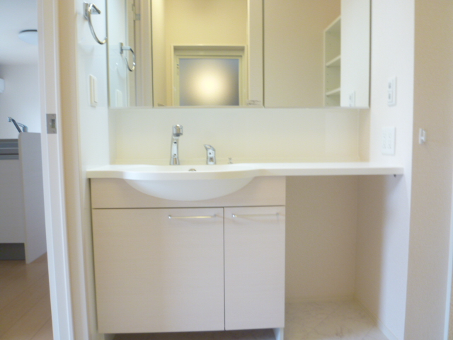 洗面設備　朝シャンできますぅ～