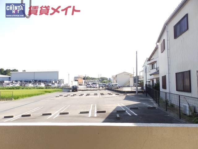 【度会郡玉城町久保のマンションの眺望】