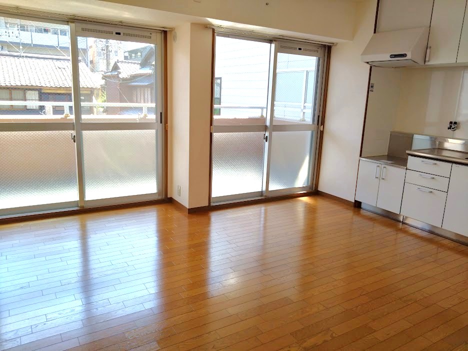 居室・リビング　LDK　約10.6帖　※同じタイプの別のお部屋です