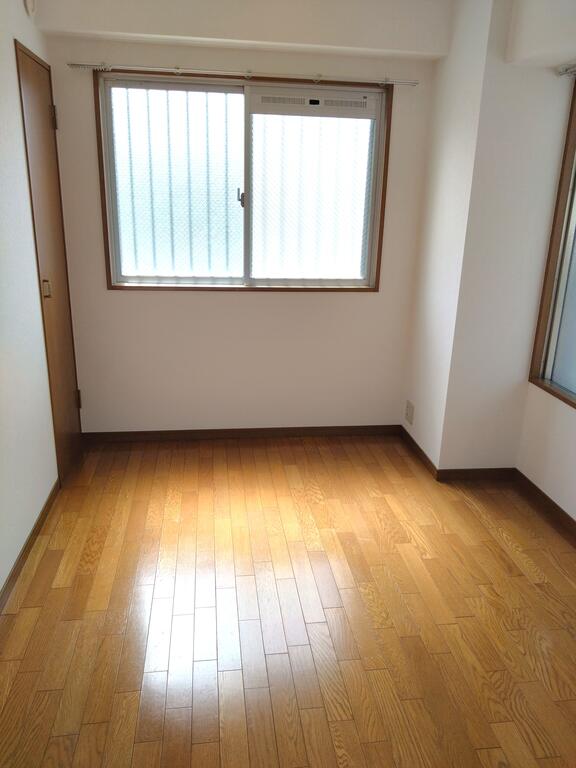 その他　洋室(2)　約５帖