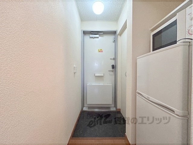 レオパレス喜楽楽2の玄関写真