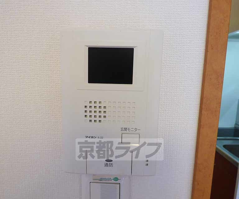 セキュリティ　シンプルで使い勝手が良いインターホンです。