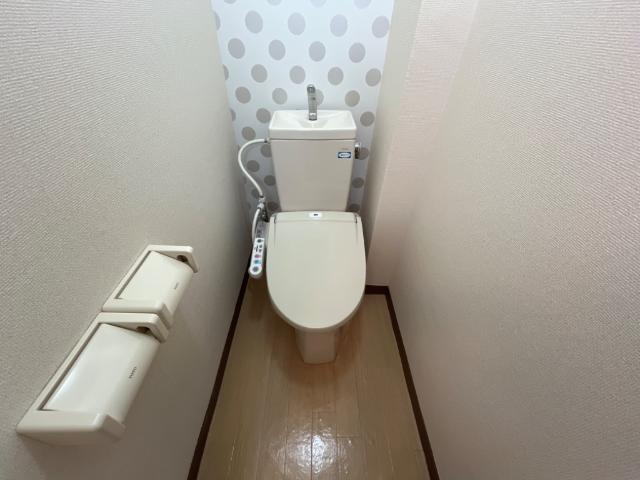 トイレ　シャワー付トイレ