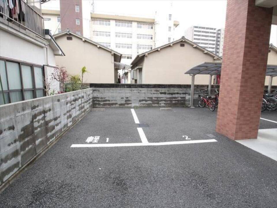 その他共有部分　駐車場