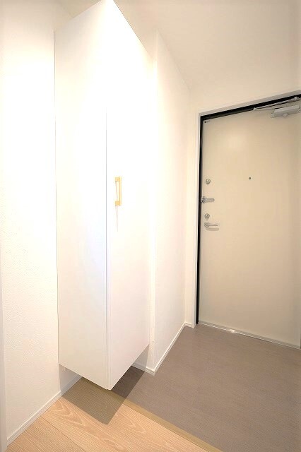玄関　落ち着いた玄関です
