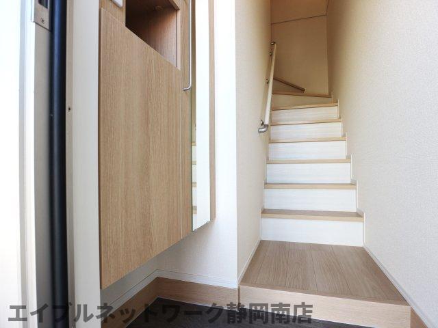 玄関　シンプルで使いやすい玄関です