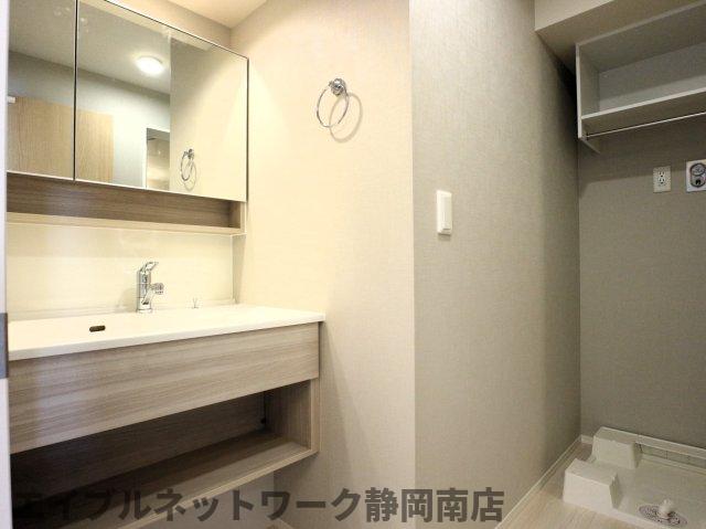洗面設備　洗面所です