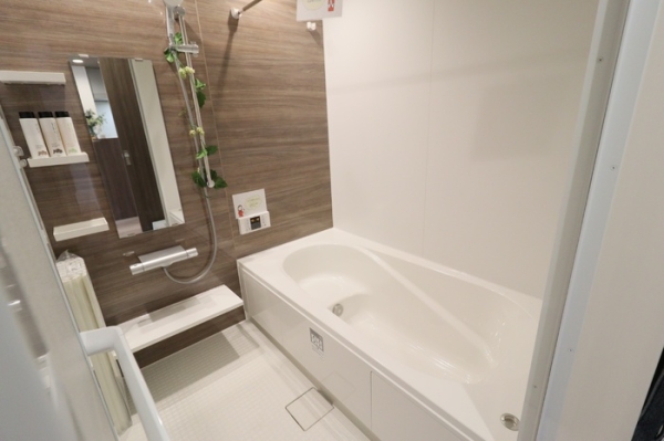 バス・シャワールーム　内装イメージ