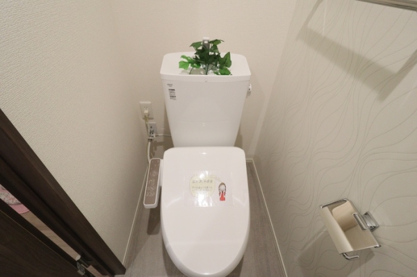 トイレ　内装イメージ