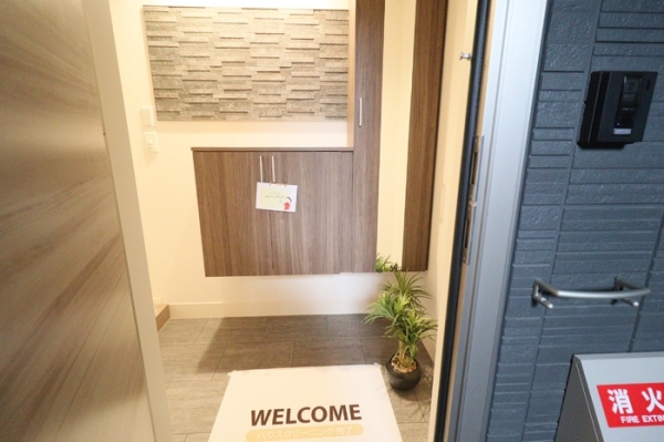 玄関　内装イメージ