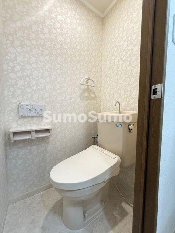 トイレ　清潔感のあるトイレです