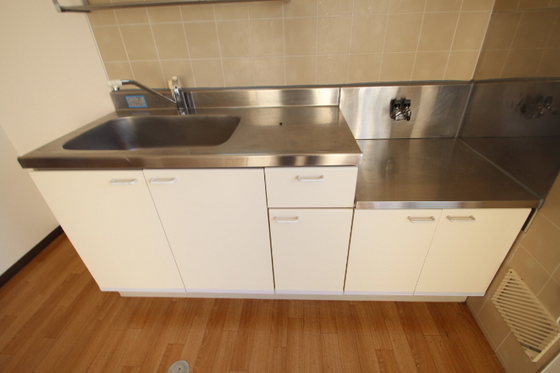 キッチン　※別部屋の写真です