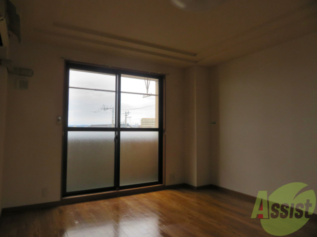 その他部屋・スペース　天井も高くて開放的に過ごせますね。