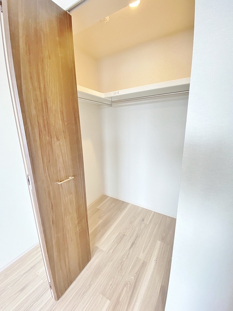 収納　ウォークインクローゼット