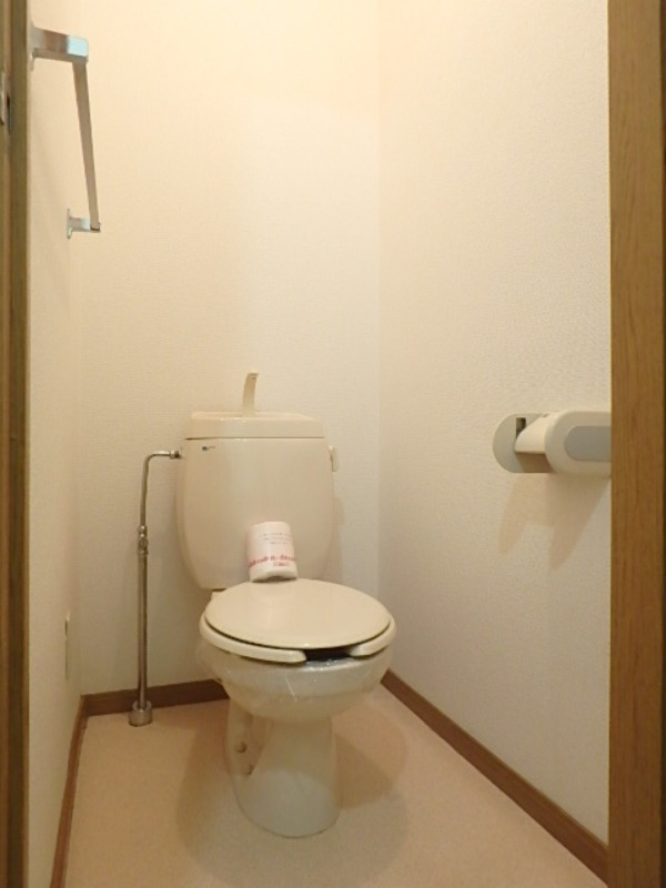 トイレ　図面と現状に相違がある場合には現状を優先