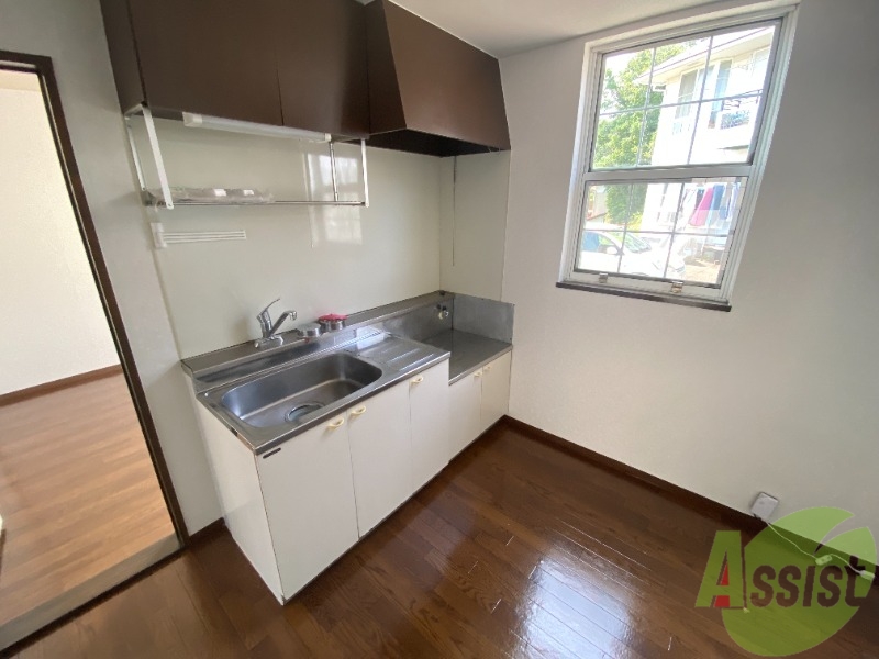 キッチン　キッチンはシンクも広く使い勝手が良さそうです。